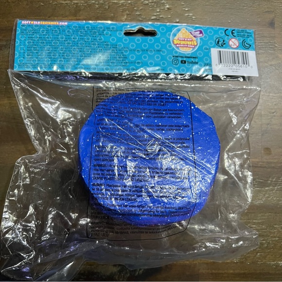 ✅ pink and purple cupcake squishie Soft n Slo slow rise. New in package - Picture 2 of 8